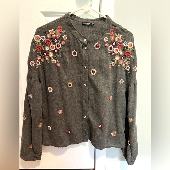 Breshka Embroidered Blouse Medium - Picture 1 of 4
